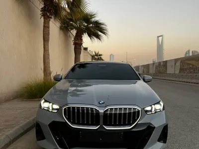 2024 بي ام دبليو الفئة الخامسة 520 أي