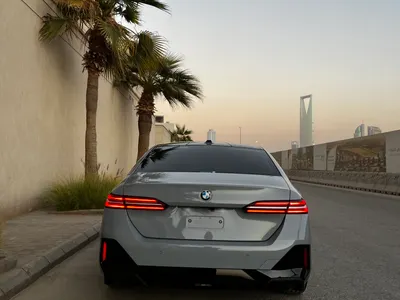 2024 بي ام دبليو الفئة الخامسة 520 أي