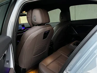 2024 بي ام دبليو الفئة الخامسة 520 أي