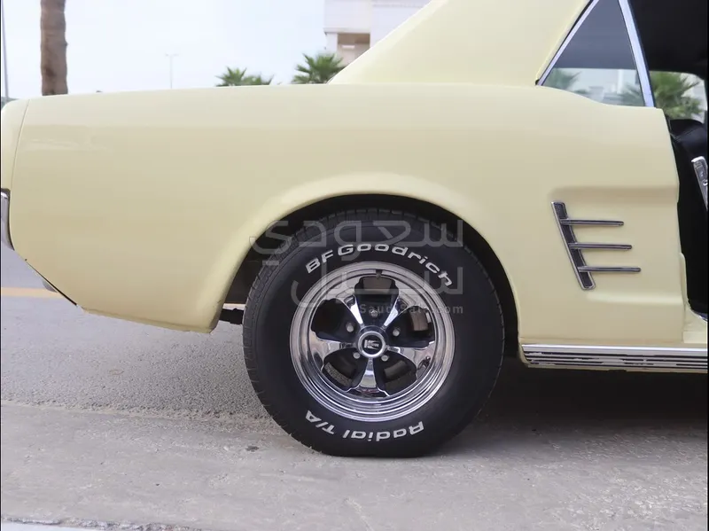 1966 فورد موستانغ جي تي