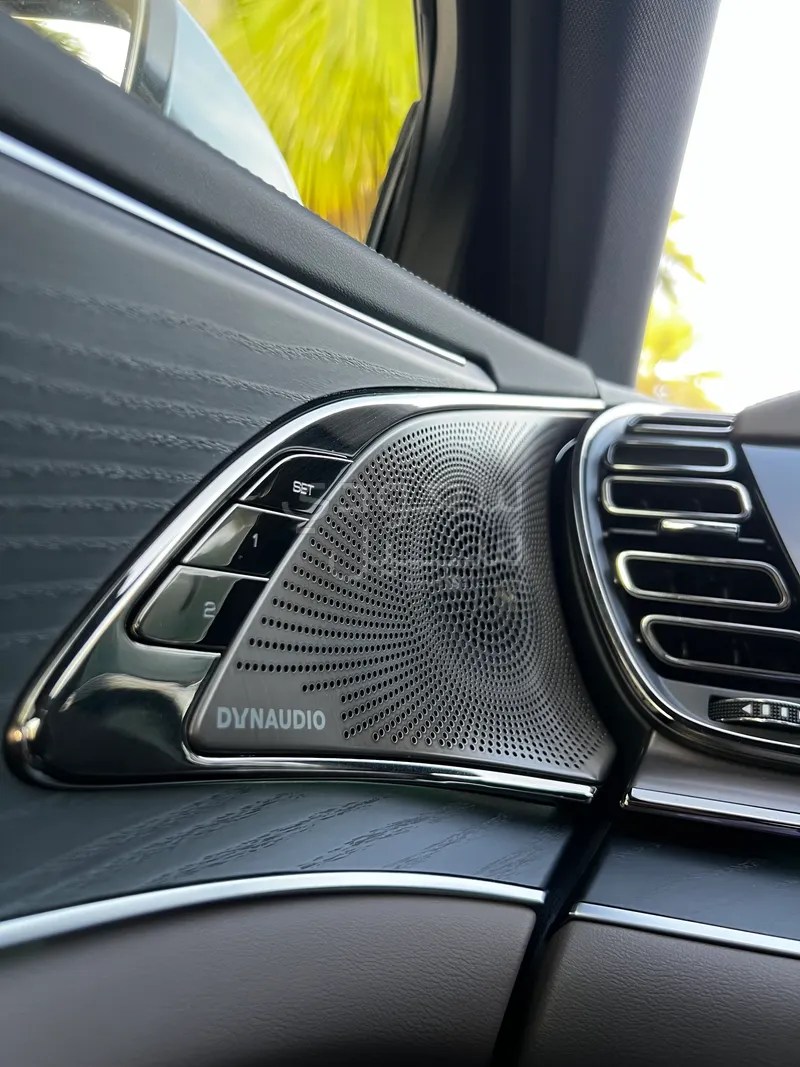 2024 بي واي دي سيل