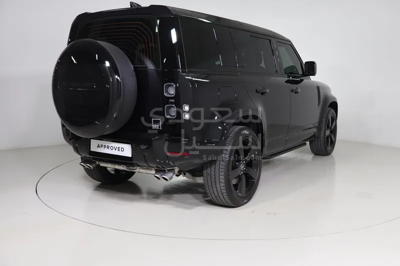 2025 لاند روفر ديفيندر اكس داينمك