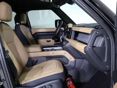 2025 لاند روفر ديفيندر اكس داينمك