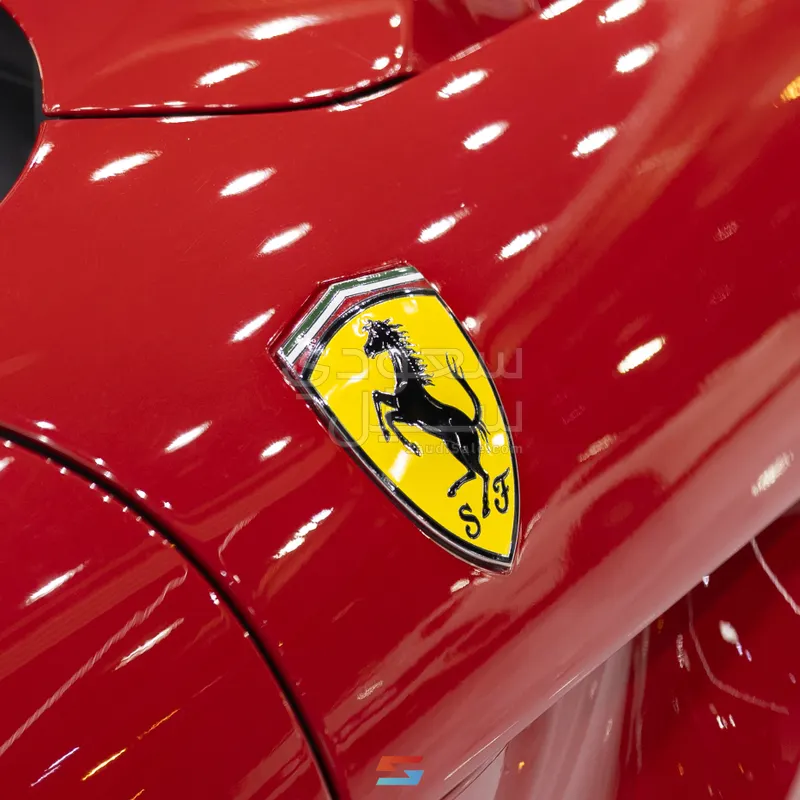 2015 فيراري اف 12 بيرلينيتا