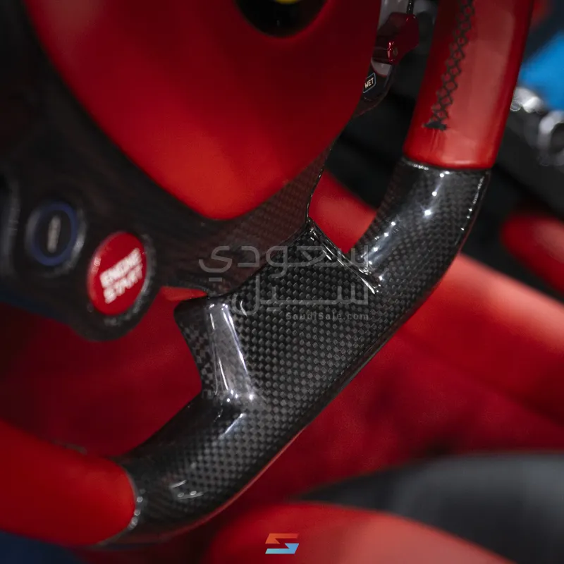 2015 فيراري اف 12 بيرلينيتا