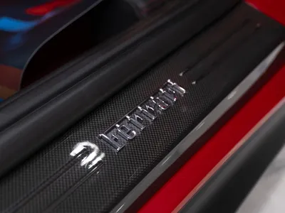 2015 فيراري اف 12 بيرلينيتا