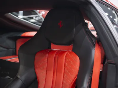 2015 فيراري اف 12 بيرلينيتا