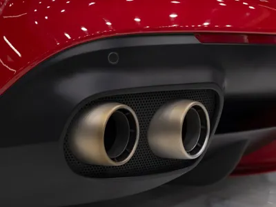 2015 فيراري اف 12 بيرلينيتا