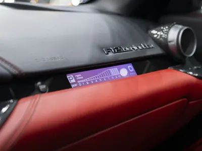 2015 فيراري اف 12 بيرلينيتا