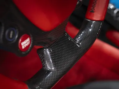 2015 فيراري اف 12 بيرلينيتا