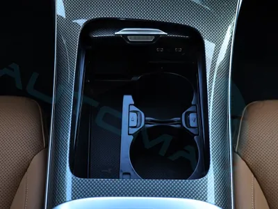 2026 مرسيدس - بنز سي إل إي 200