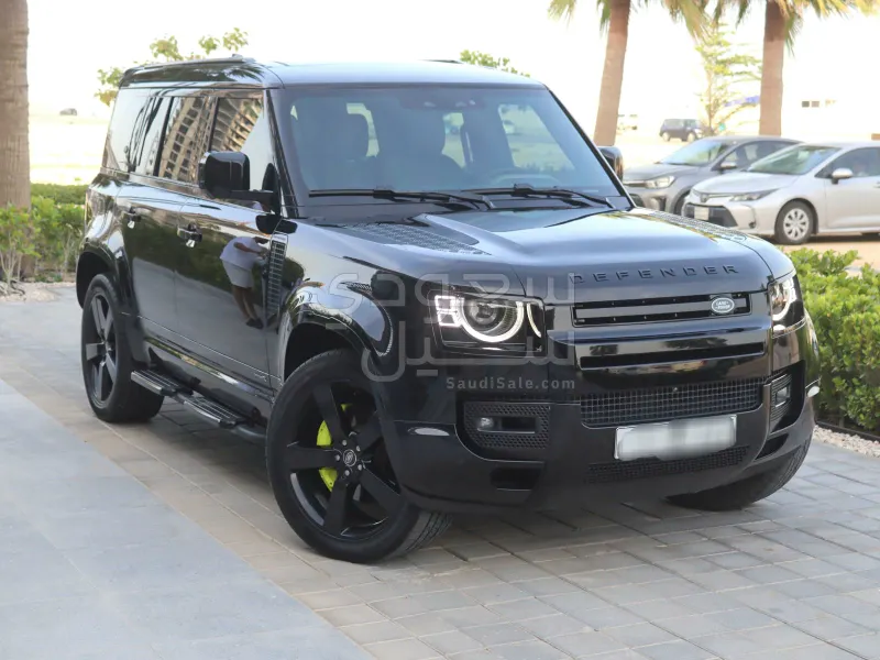 2022 لاند روفر ديفيندر 110
