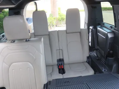 2022 لاند روفر ديفيندر 110