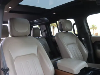 2022 لاند روفر ديفيندر 110