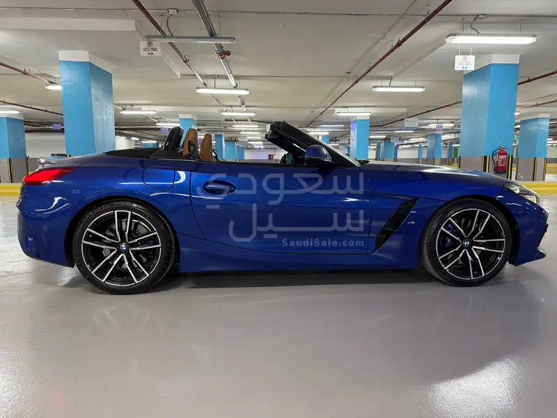 2024 بي ام دبليو الفئة زد 4