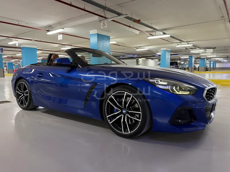 2024 بي ام دبليو الفئة زد 4