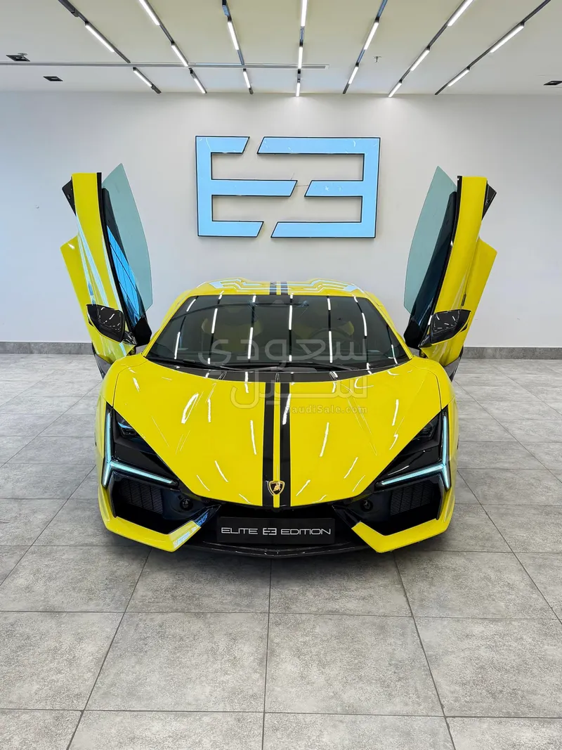 2024 لمبرجيني ريفويلتو