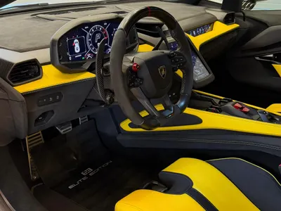 2024 لمبرجيني ريفويلتو