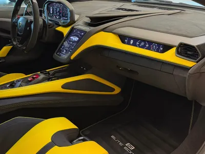 2024 لمبرجيني ريفويلتو