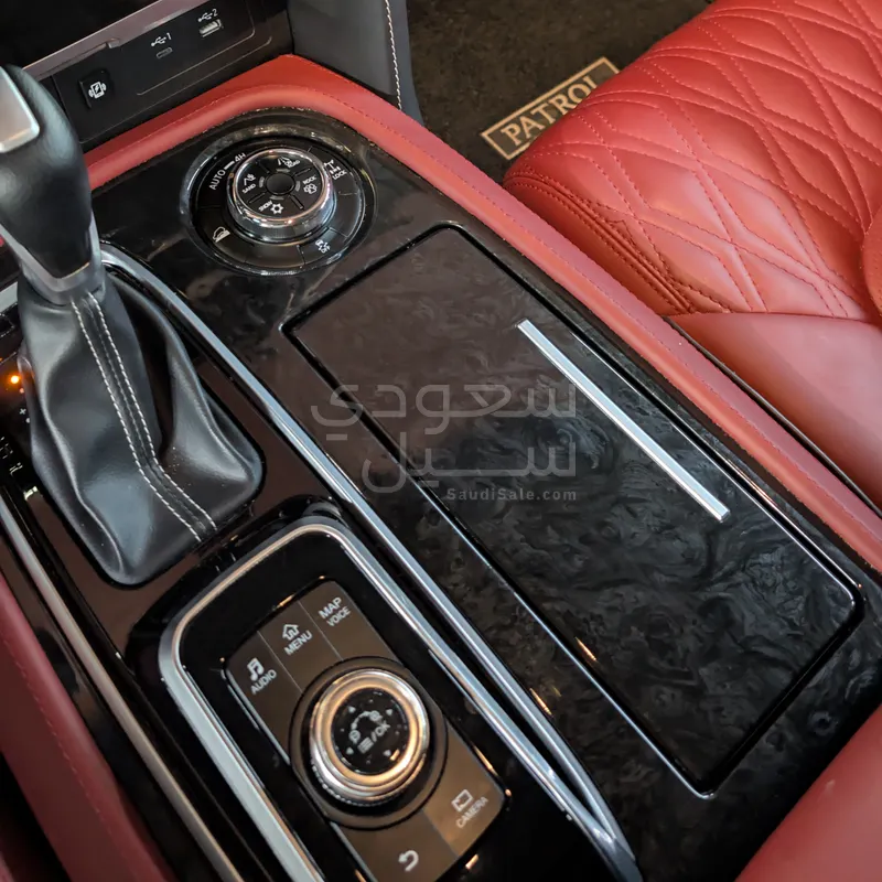 2012 نيسان باترول بلاتينيوم