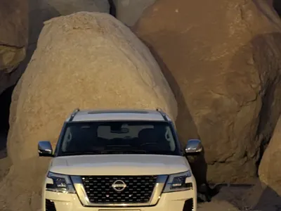 2012 نيسان باترول بلاتينيوم