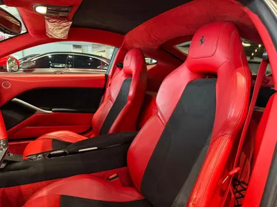 2016 فيراري اف 12