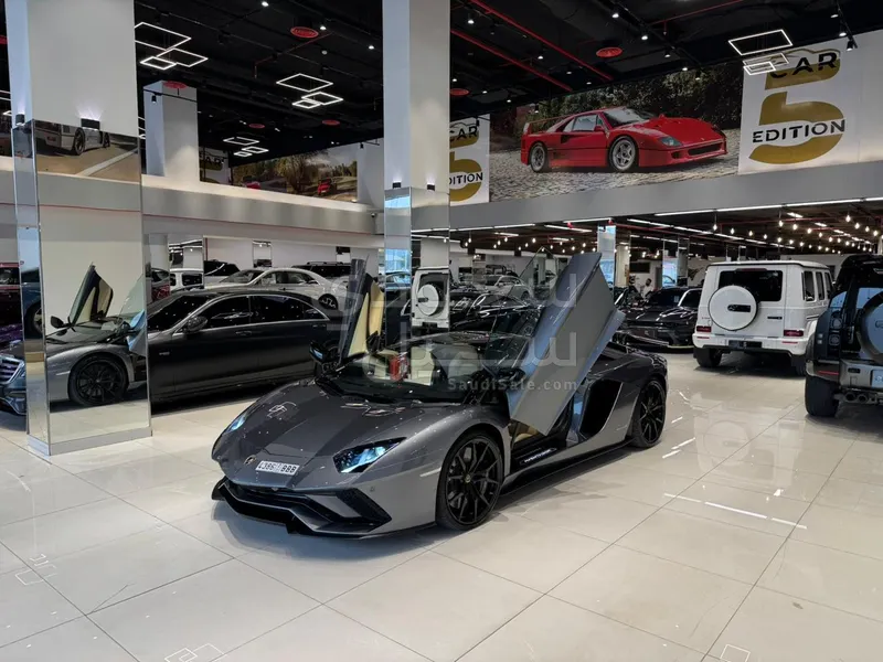 2019 لمبرجيني افنتادور اس