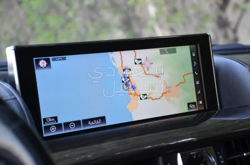 2016 لكزس إل إكس 570