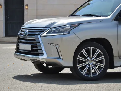 2016 لكزس إل إكس 570