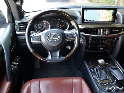 2016 لكزس إل إكس 570