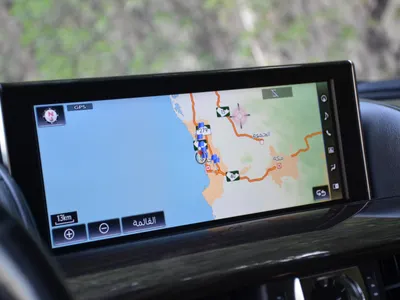 2016 لكزس إل إكس 570