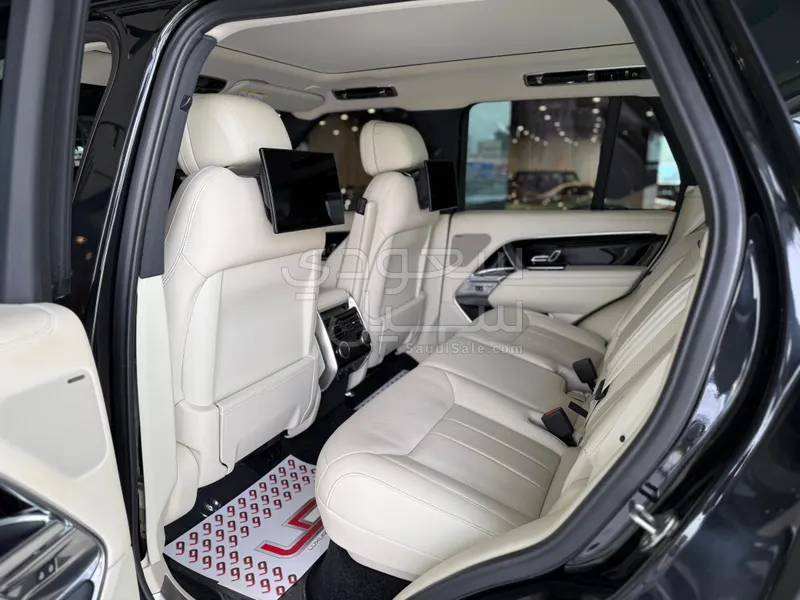 2023 لاند روفر رينج روفر فوج اس اي