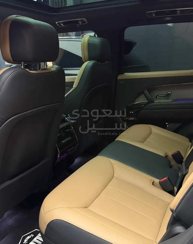 2024 لاند روفر رينج روفر سبورت اس اي دايناميك