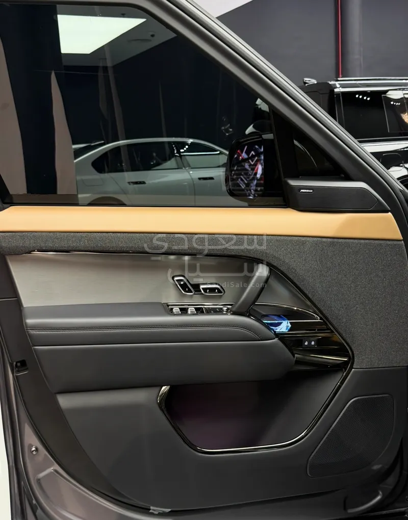 2024 لاند روفر رينج روفر سبورت اس اي دايناميك