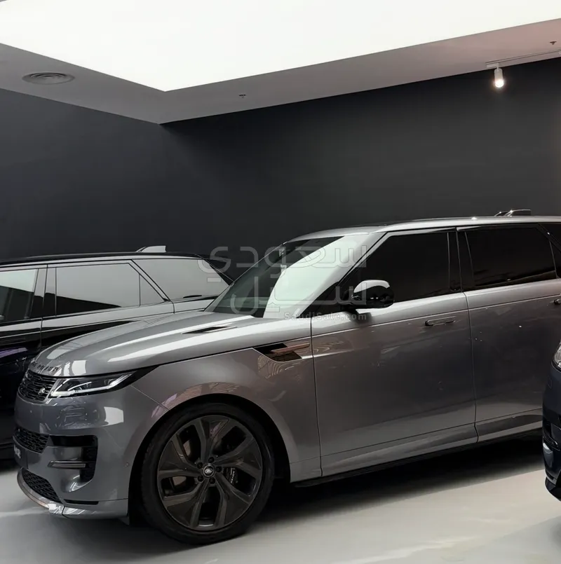 2024 لاند روفر رينج روفر سبورت اس اي دايناميك