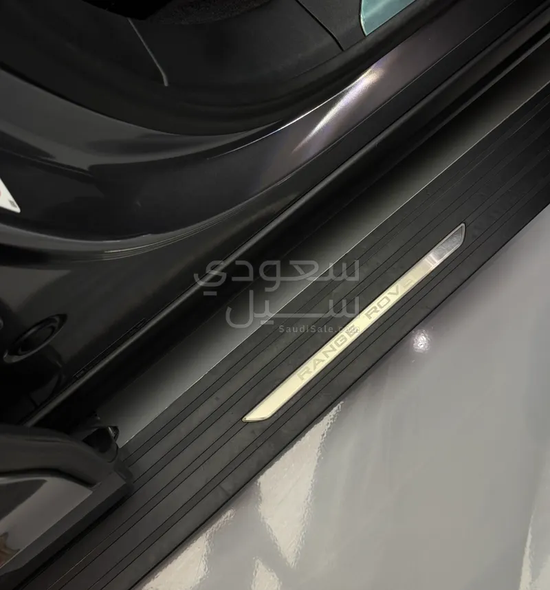 2024 لاند روفر رينج روفر سبورت اس اي دايناميك