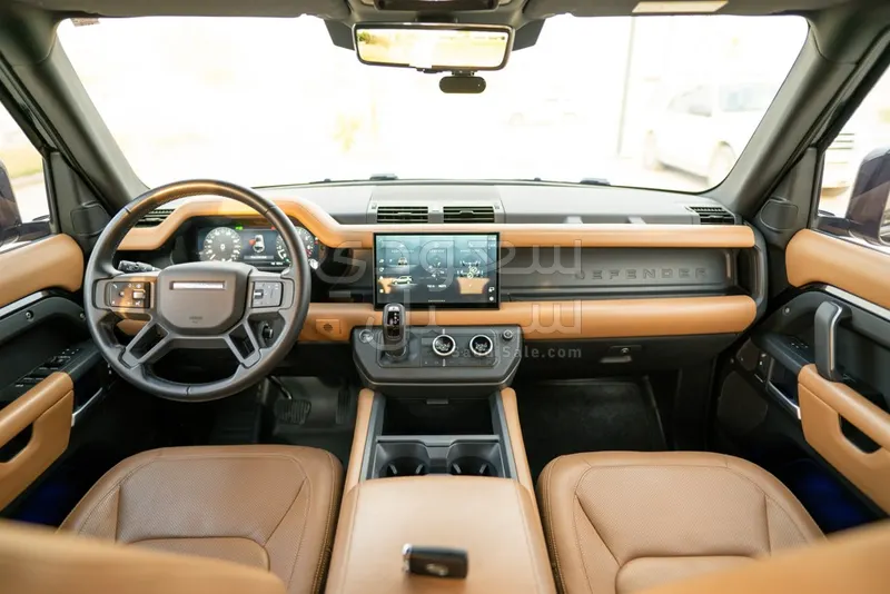 2025 لاند روفر ديفيندر اكس داينمك