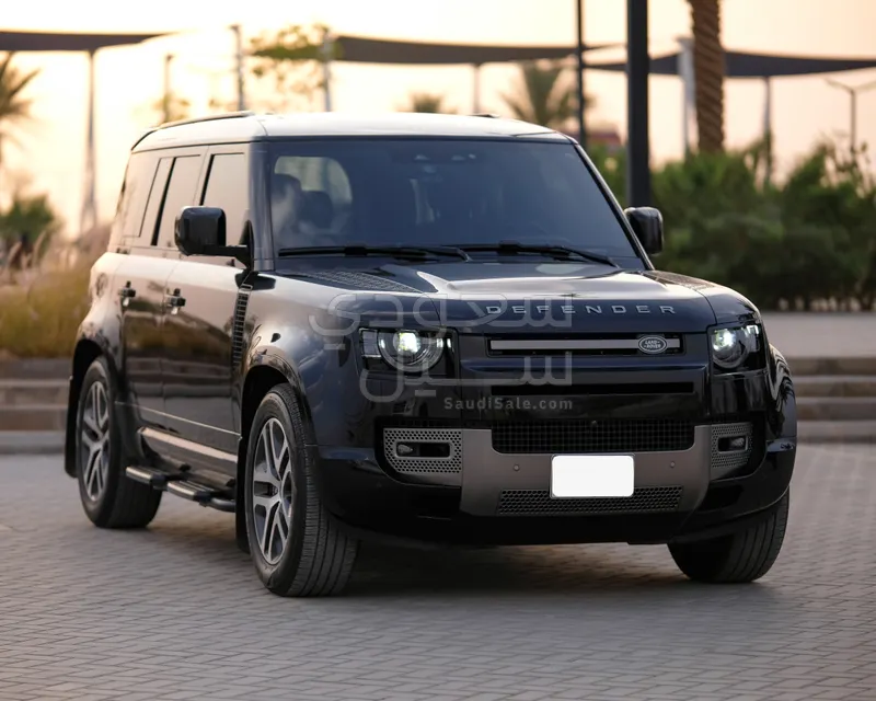 2025 لاند روفر ديفيندر اكس داينمك