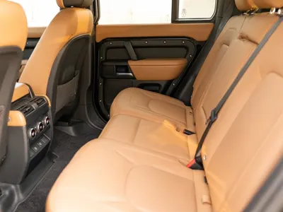 2025 لاند روفر ديفيندر اكس داينمك