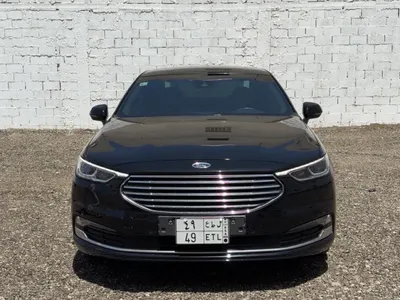 2022 فورد توروس تيتانيوم بلس