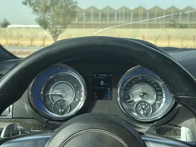 2014 كرايسلر 300 اس ار تي 8