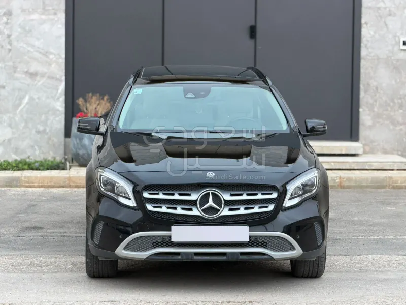 2019 مرسيدس - بنز جي إل أي 200