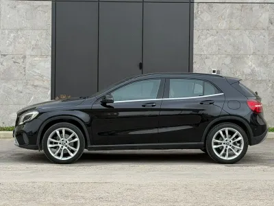 2019 مرسيدس - بنز جي إل أي 200