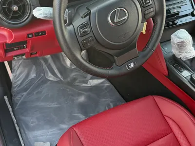 2025 لكزس آي إس 350 إف