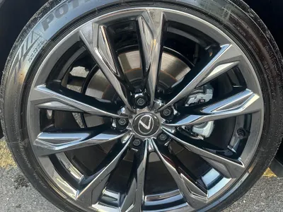 2025 لكزس آي إس 350 إف