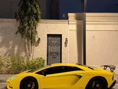 2018 لمبرجيني افنتادور اس