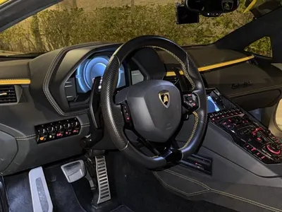 2018 لمبرجيني افنتادور اس