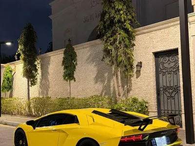 2018 لمبرجيني افنتادور اس