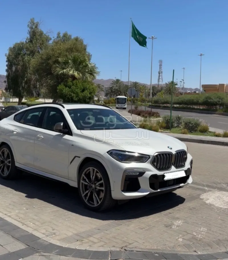 2022 بي ام دبليو الفئة اكس 6 إم 50 أي