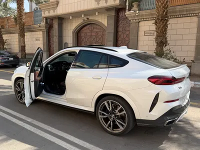 2022 بي ام دبليو الفئة اكس 6 إم 50 أي